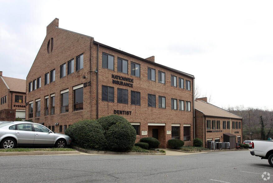 6926 Little River Tpke, Annandale, VA for sale - Primary Photo - Image 1 of 1