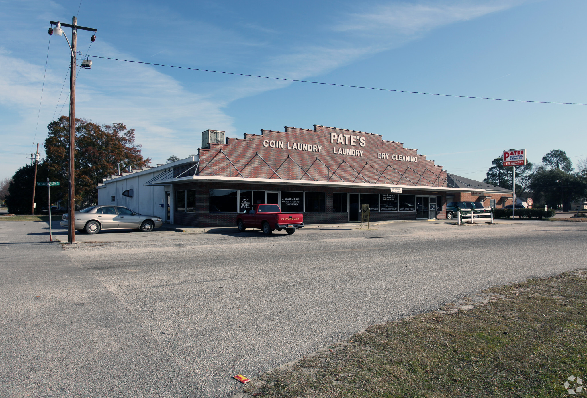 101 E Jefferson St, Dillon, SC for lease Primary Photo- Image 1 of 3