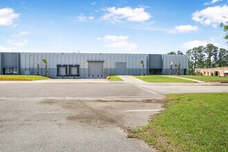 7391 Pepperdam Ave, North Charleston, SC for lease Building Photo- Image 2 of 7