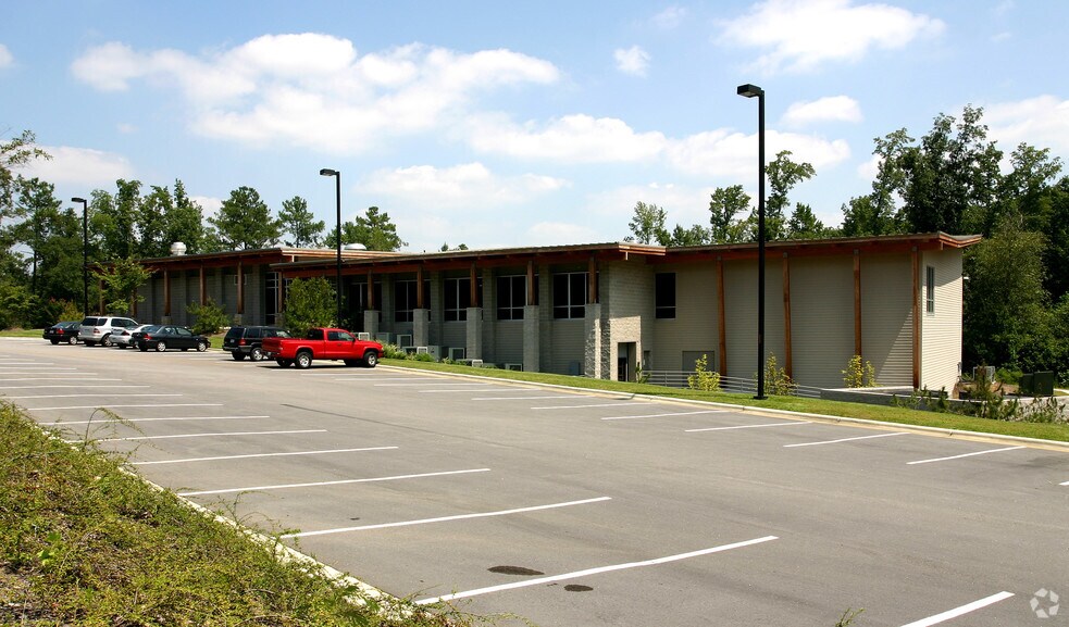 6870 Perry Creek Rd, Raleigh, NC 27616 Riverview