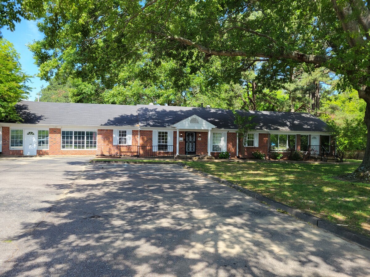 8342 Macon, Cordova, TN 38018