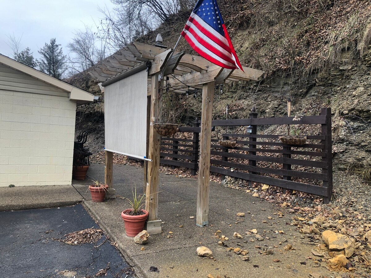 3932 William Flynn Hwy, Allison Park, PA 15101