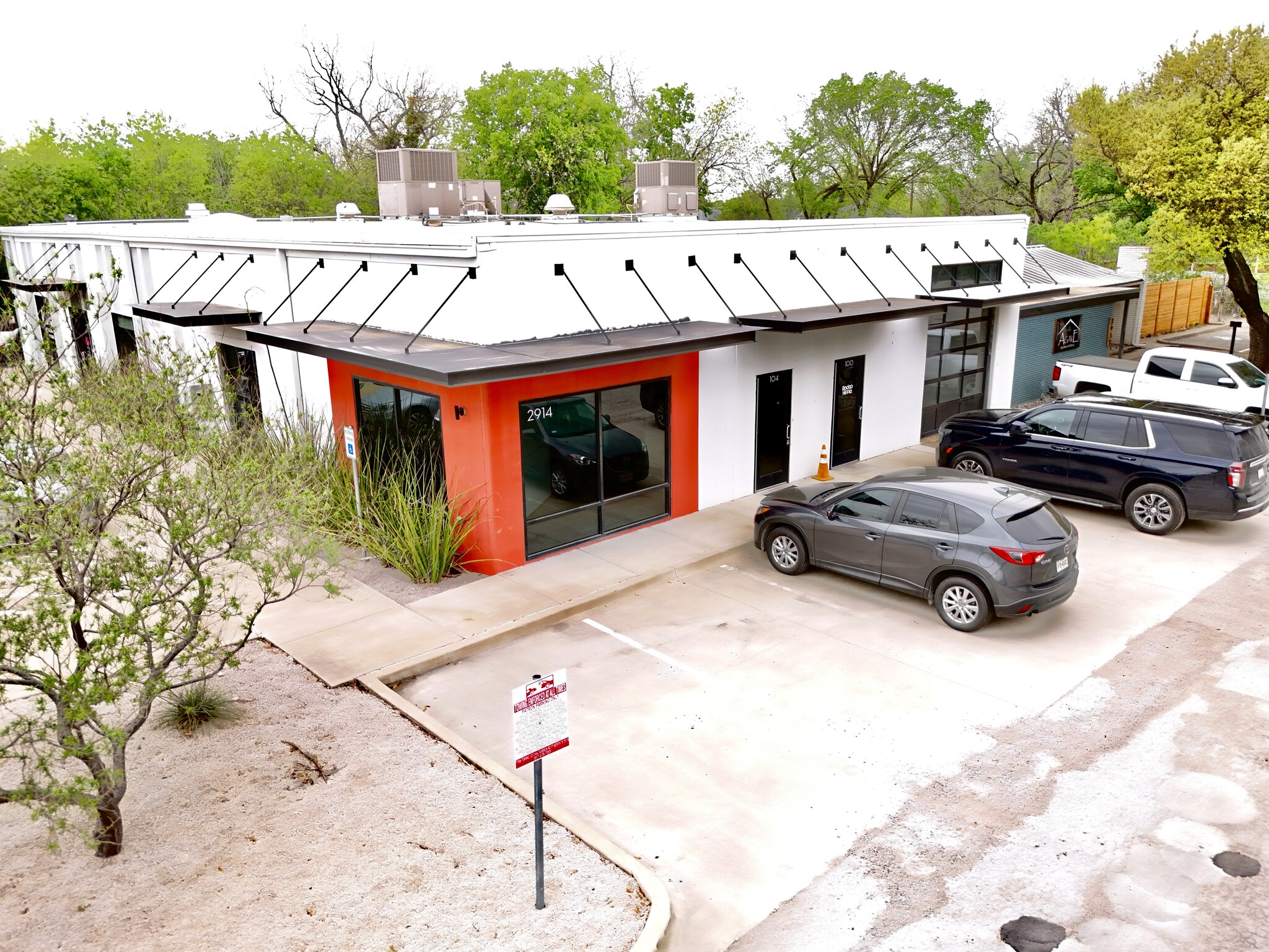 2914 Stanley Ave, Fort Worth, TX for lease Building Photo- Image 1 of 3