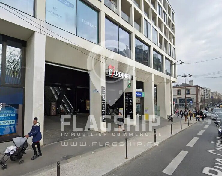 Retail in Paris for lease - Building Photo - Image 1 of 3