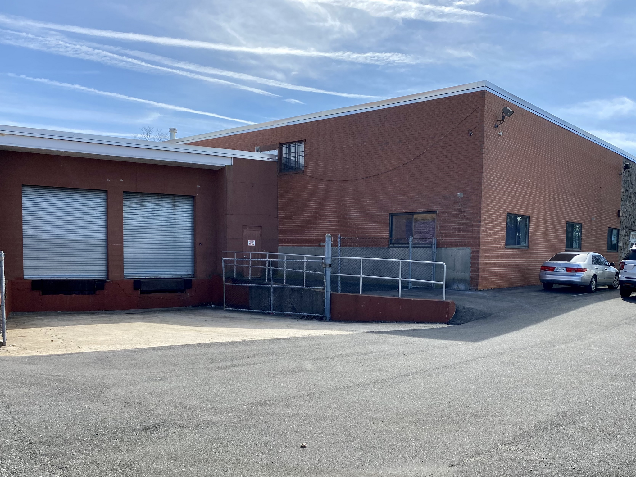 280 Adams Blvd, Farmingdale, NY for lease Building Photo- Image 1 of 3