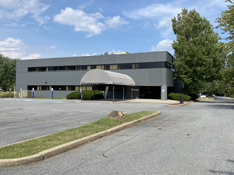 3865 Adler Pl, Bethlehem, PA for lease - Building Photo - Image 2 of 3