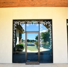 18001 W Highway 105, Montgomery, TX for lease Interior Photo- Image 1 of 9