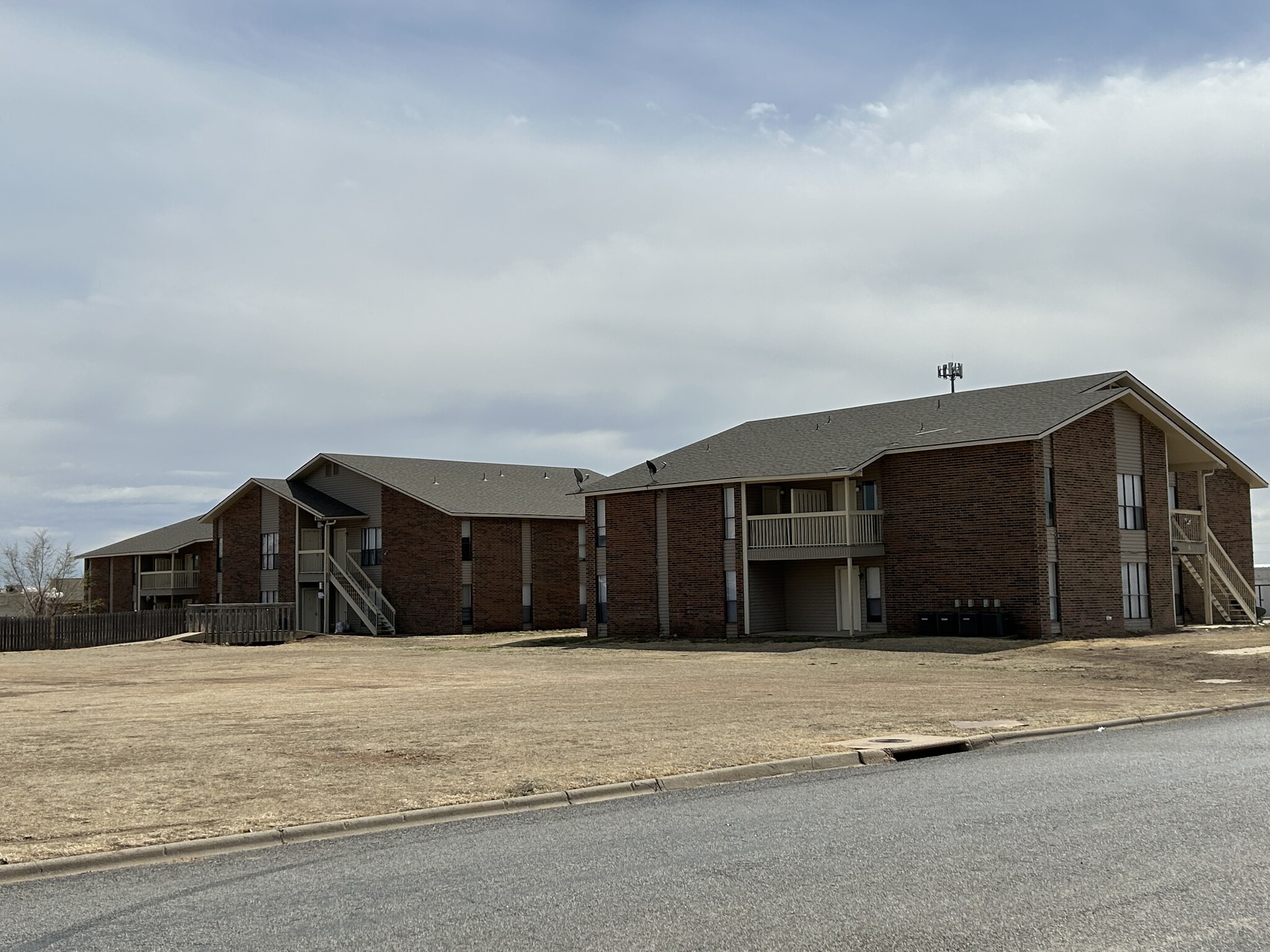 2600 N Hobart St, Pampa, TX for sale Primary Photo- Image 1 of 5