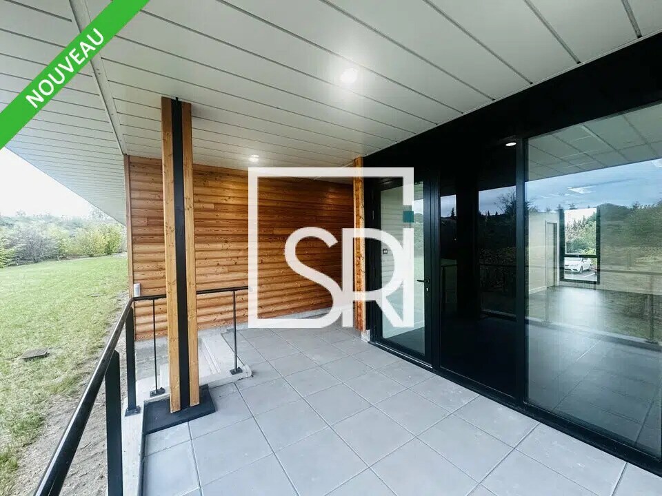 Office in Châtel-Guyon for lease Building Photo- Image 1 of 11