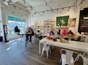 1001 Hayes Ln, Holly Springs, NC for lease Interior Photo- Image 2 of 3