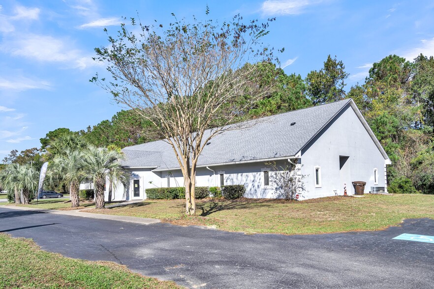 3587 N Highway 17, Mount Pleasant, SC for sale - Building Photo - Image 2 of 16