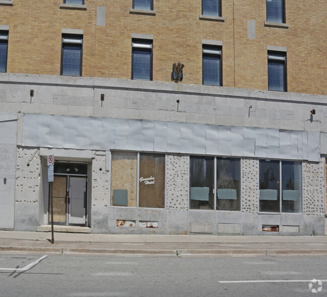 70 King St E, Oshawa, ON for lease - Building Photo - Image 2 of 2