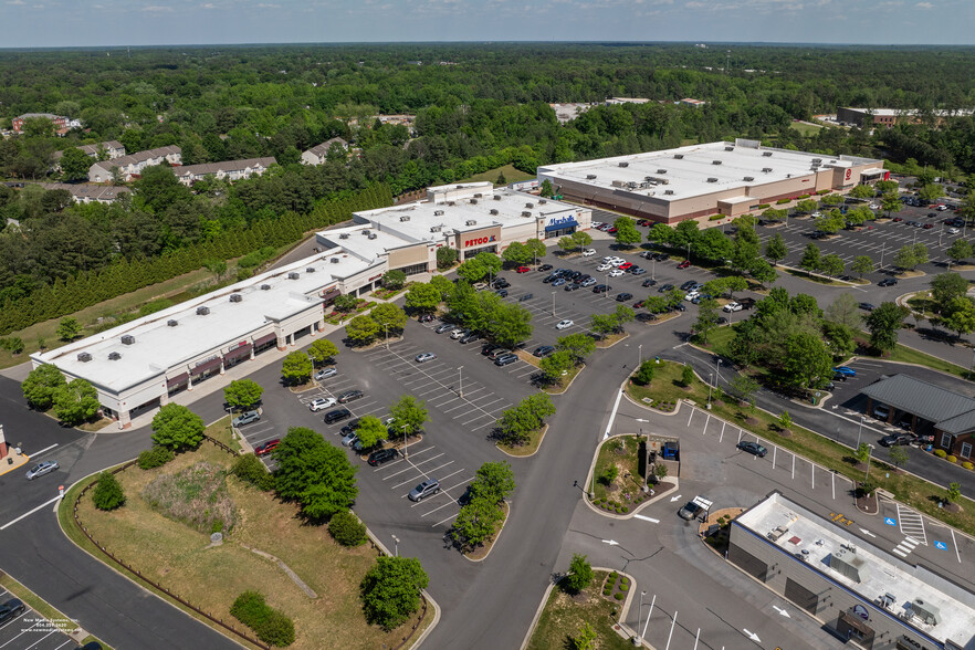 Staples Mill Rd, Richmond, VA for lease - Building Photo - Image 2 of 5