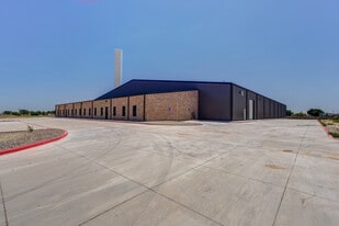 8111 Patel Dr, Wolfforth TX - Warehouse