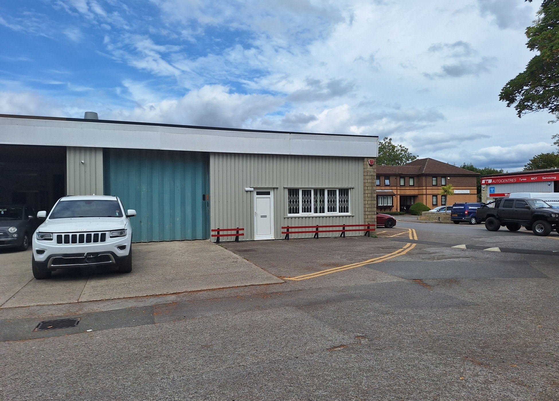 Midland Way, Thornbury for lease Building Photo- Image 1 of 4