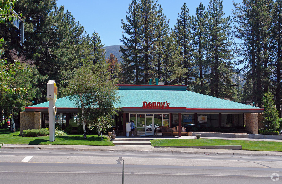 2870 Lake Tahoe Blvd, South Lake Tahoe, CA for lease - Primary Photo - Image 1 of 2