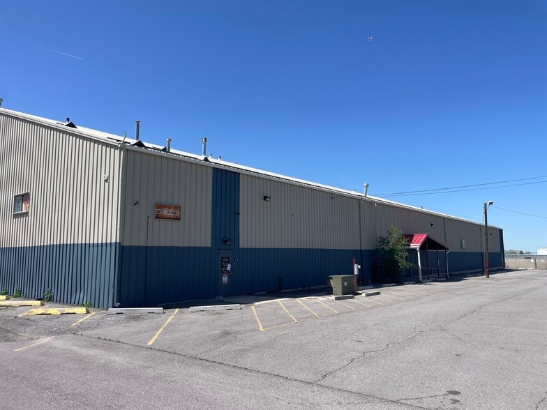 2250 S 850 W, Woods Cross, UT for sale - Building Photo - Image 2 of 7