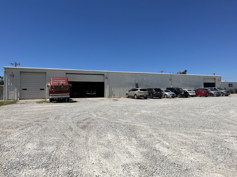 1120 W 41st St, Tulsa, OK for sale - Building Photo - Image 1 of 1