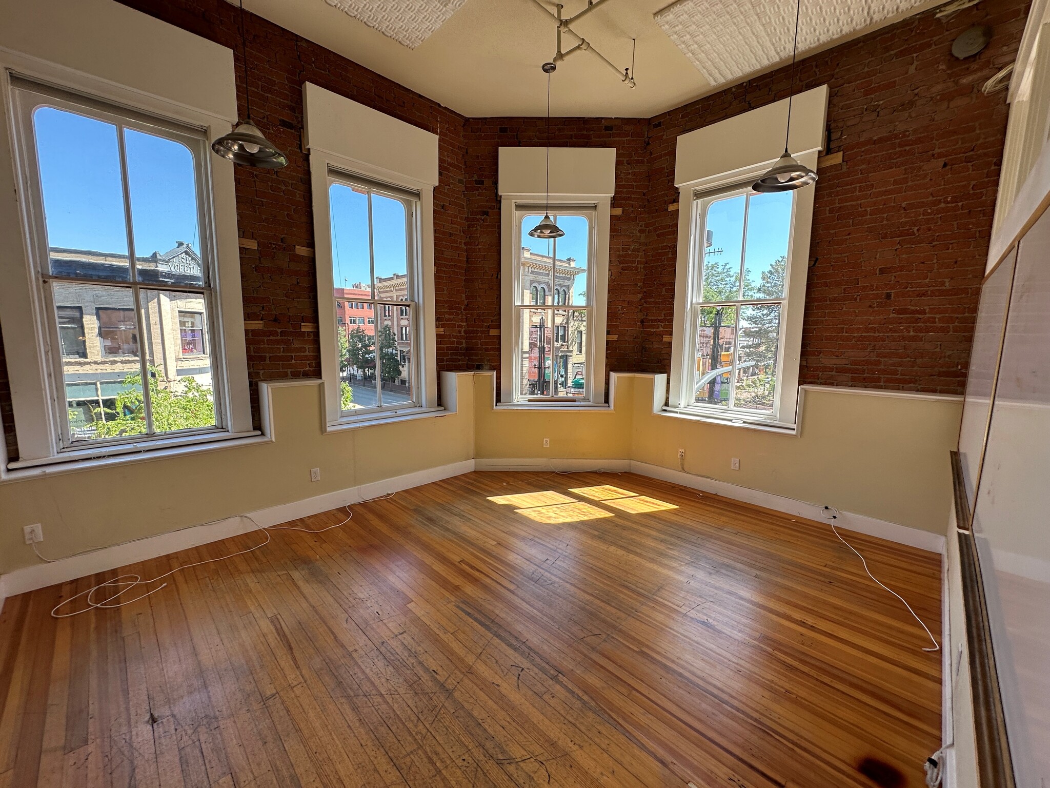 1140-1148 Pearl St, Boulder, CO for lease Interior Photo- Image 1 of 5