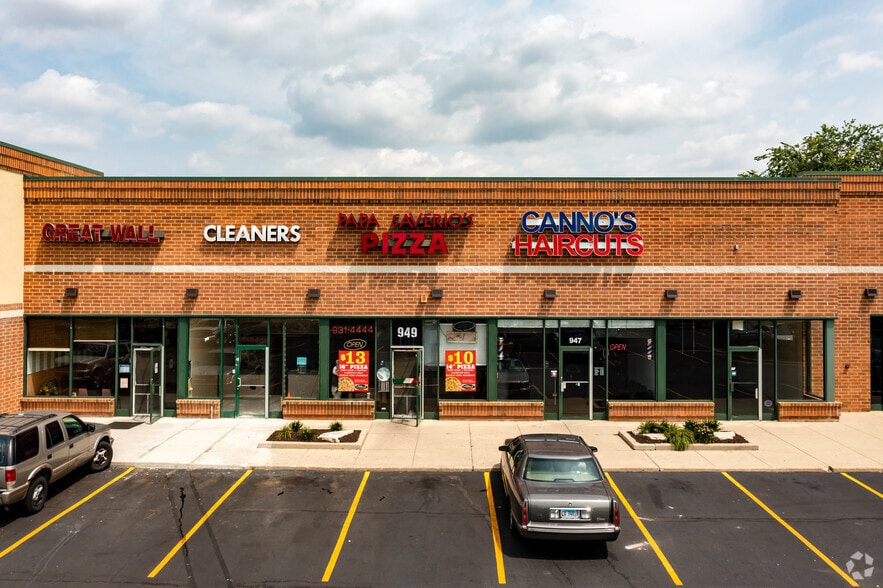 943-955 N McLean Blvd, Elgin, IL for lease - Building Photo - Image 3 of 26
