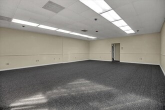 2131-2143 S Tamiami Trl, Venice, FL for sale Interior Photo- Image 2 of 4