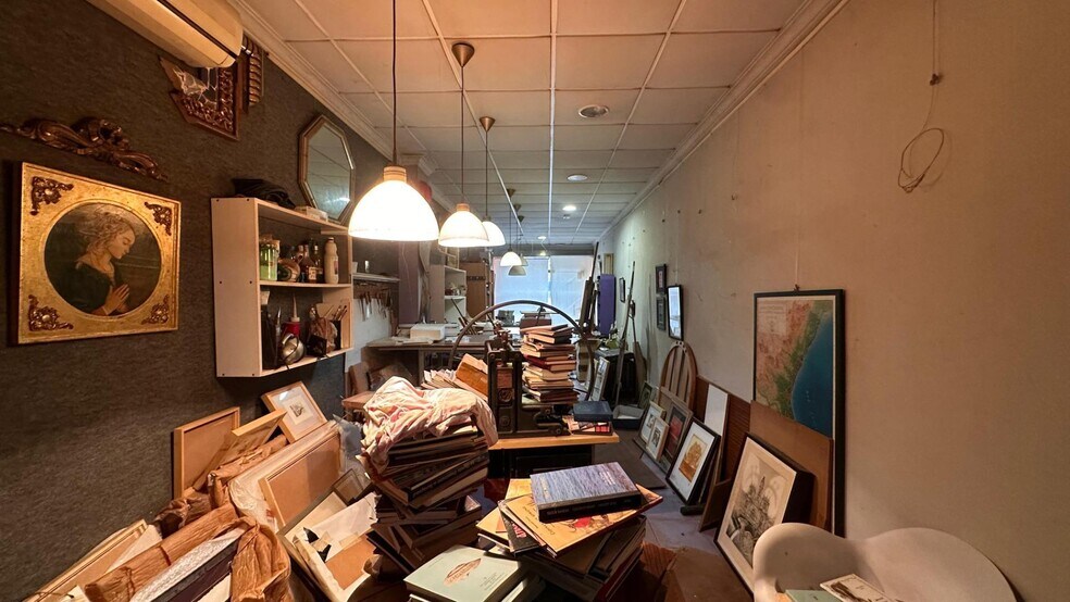 Retail in Carlet for lease - Building Photo - Image 1 of 9