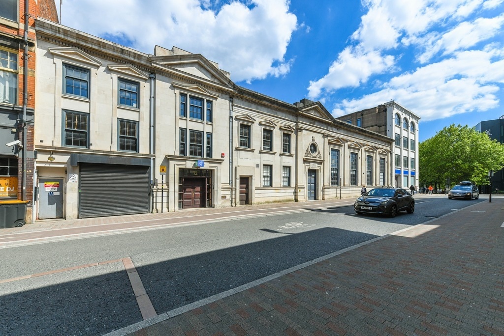 32 Pocklingtons Walk, Leicester for sale Primary Photo- Image 1 of 14