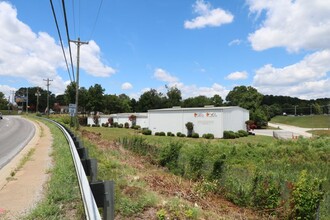 2125 Airport Rd, Greer, SC - aerial  map view