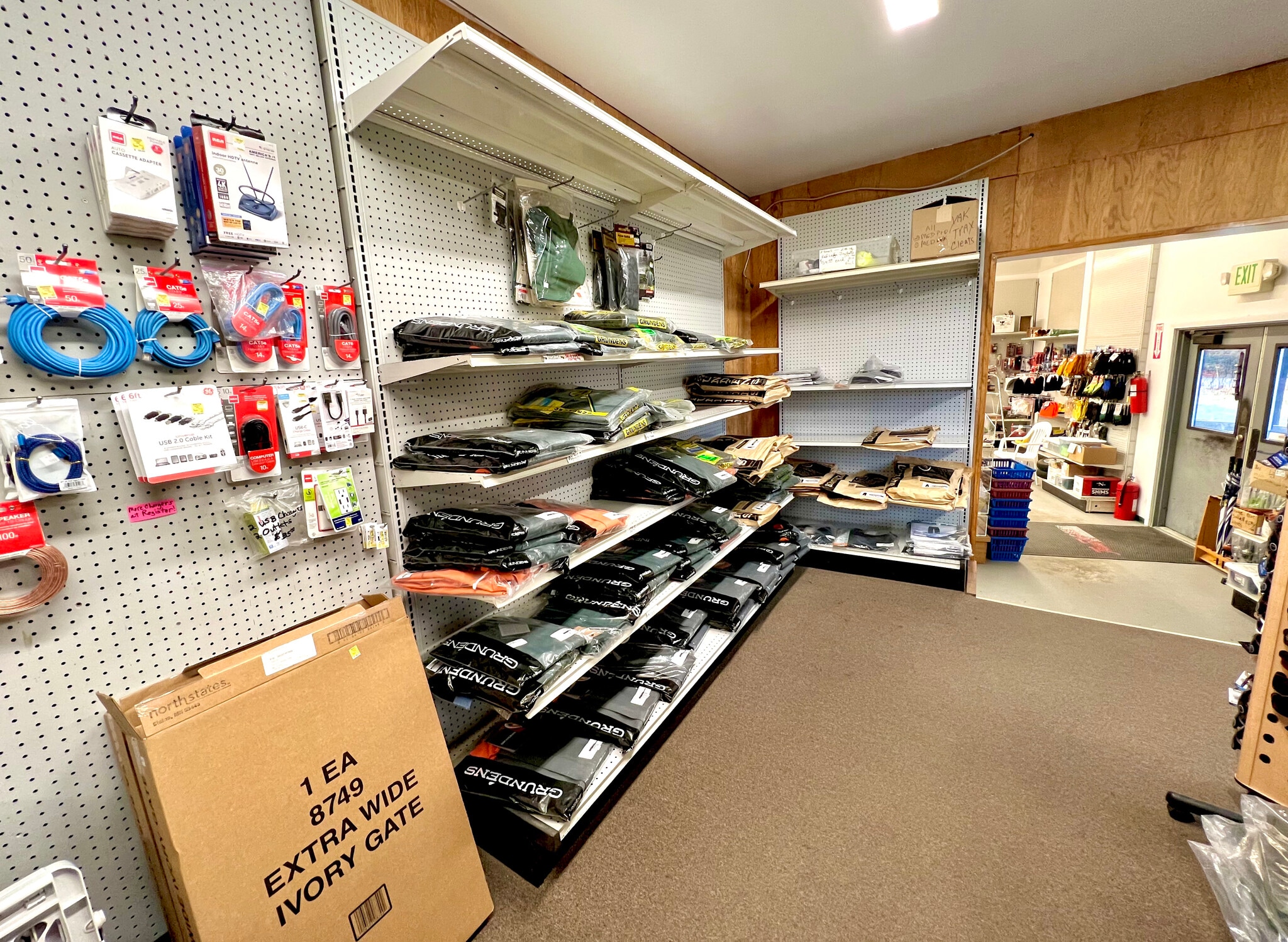 131 Mallott Ave, Yakutat, AK 99689 Yakutat Hardware for Sale