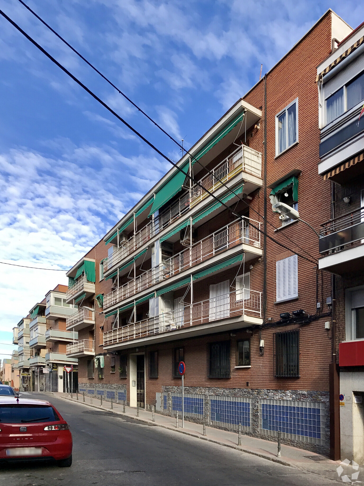 Multifamily in Madrid, MAD for sale Primary Photo- Image 1 of 2