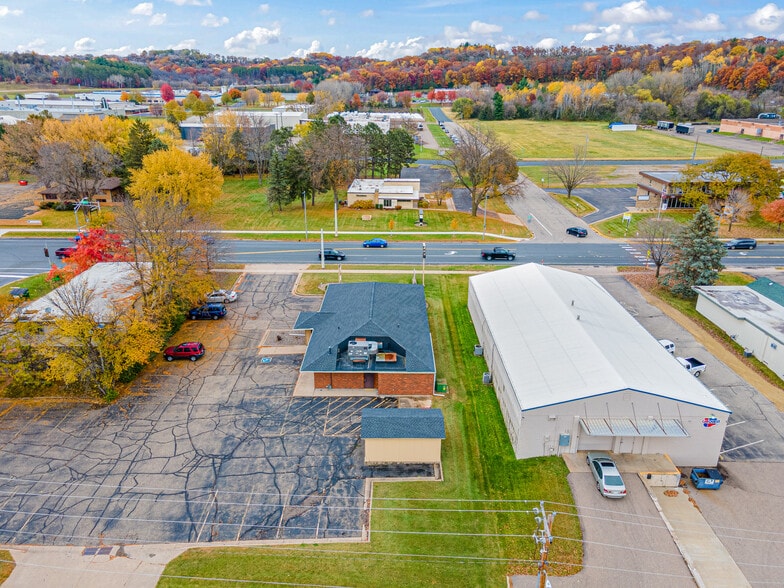 715 N Main St, River Falls, WI for sale - Building Photo - Image 3 of 7