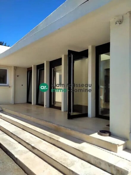 Office in Verrières-en-Anjou for lease - Building Photo - Image 1 of 7