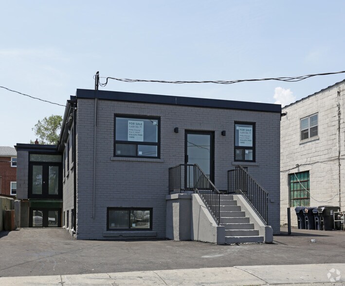 136 16th St, Toronto, ON for sale - Primary Photo - Image 1 of 1