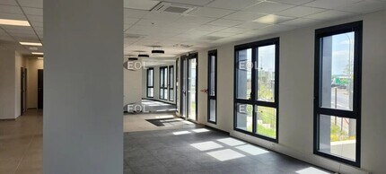 Industrial in Corbas for lease Interior Photo- Image 2 of 5