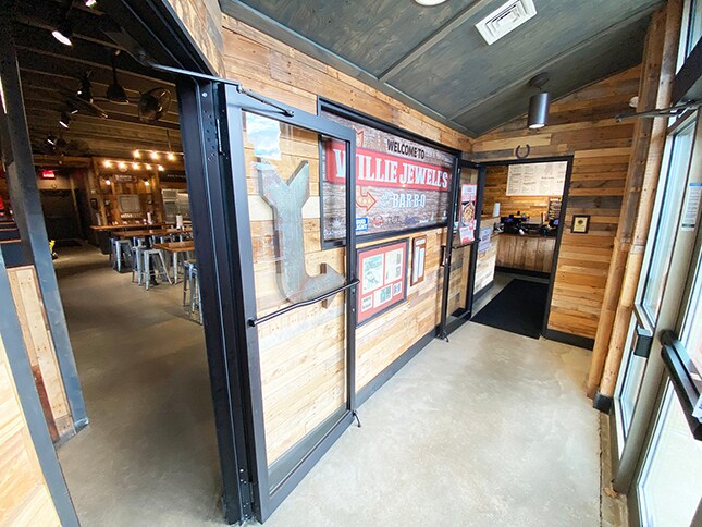 565-569 Amherst St, Nashua, NH for lease - Building Photo - Image 3 of 10