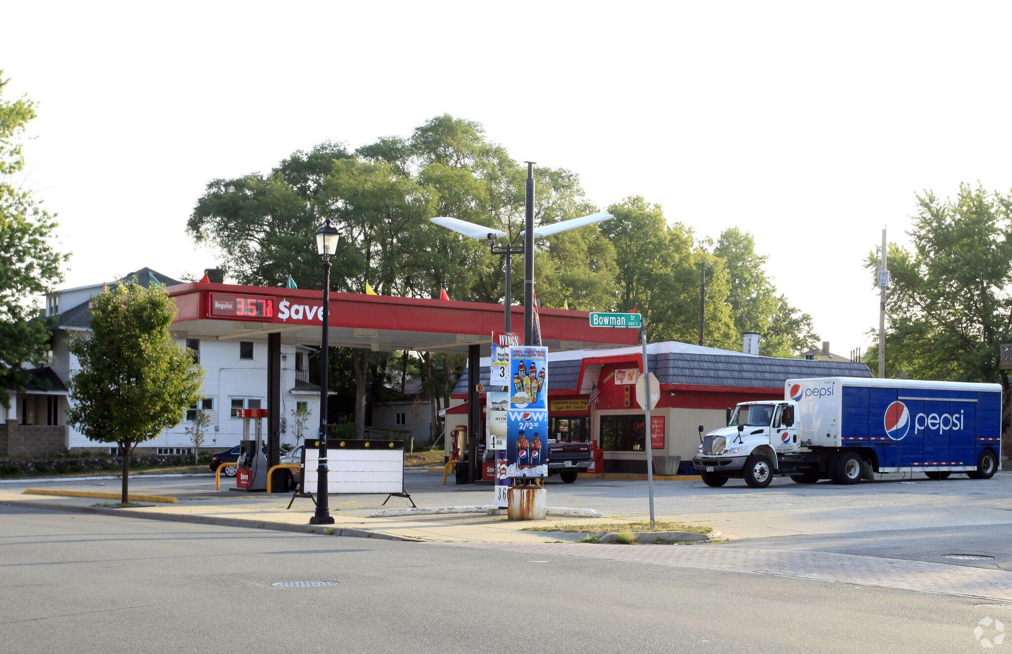 1914 Miami St, South Bend, IN for sale Primary Photo- Image 1 of 1