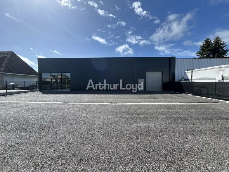 Flex in Bétheny for lease - Building Photo - Image 1 of 6