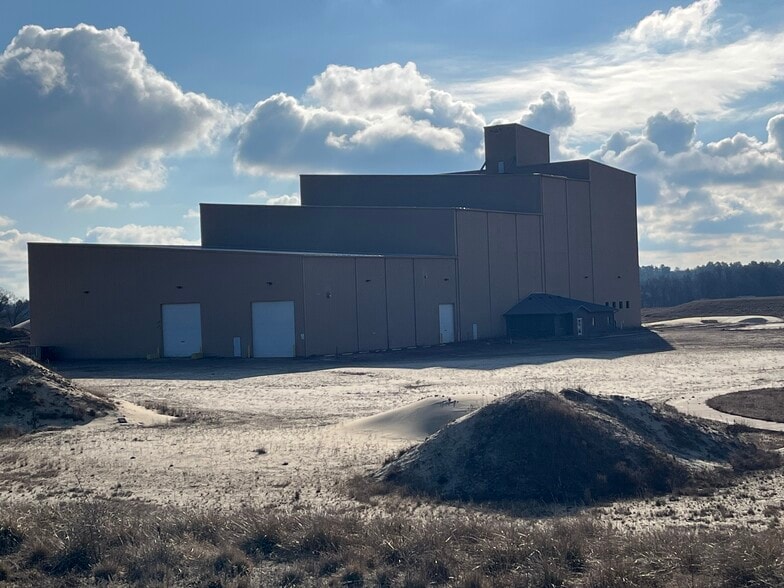 512 County Highway SS, New Auburn, WI for sale - Building Photo - Image 2 of 8