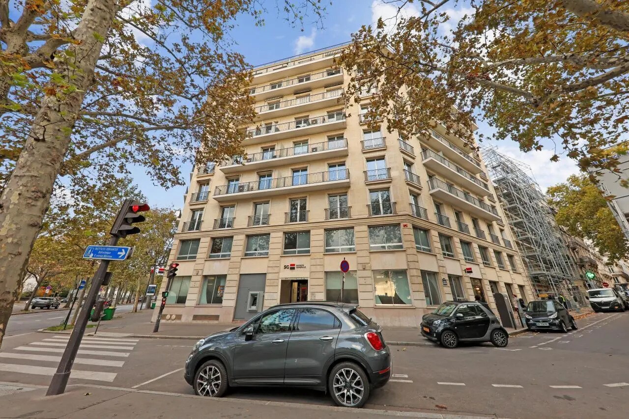1 Avenue Marceau, Paris for lease Building Photo- Image 1 of 19