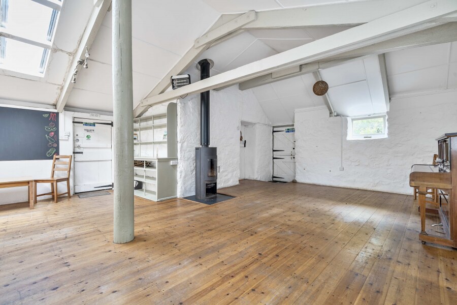 Trevescan, Penzance for sale Interior Photo- Image 1 of 6