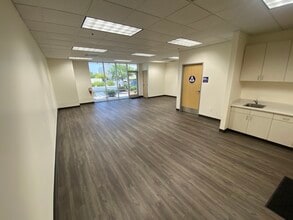 350 E Commercial Rd, San Bernardino, CA for lease Building Photo- Image 2 of 9