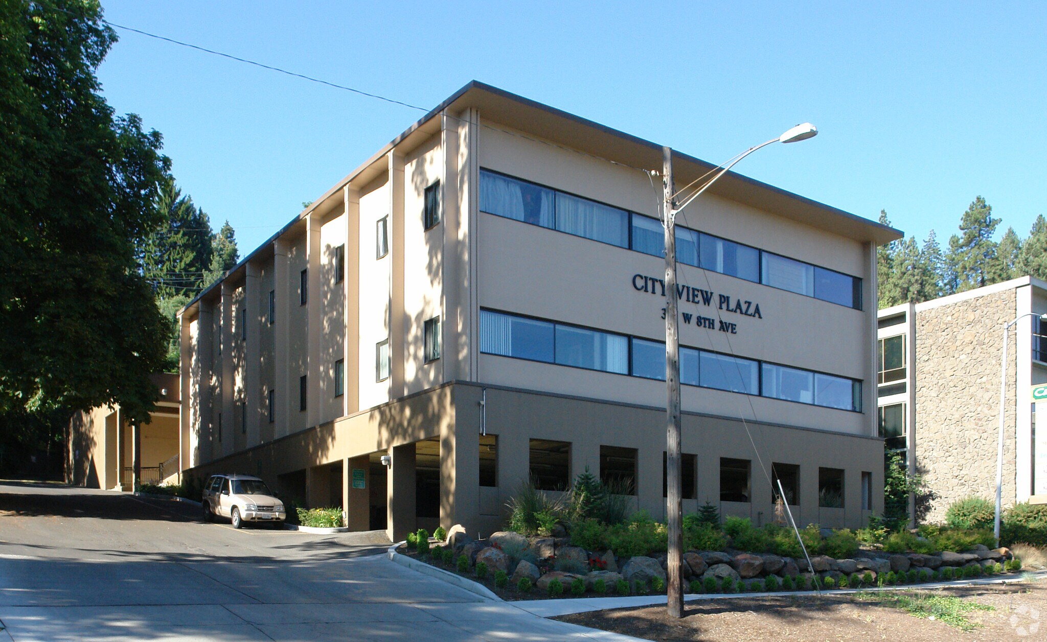 327 W 8th Ave, Spokane, WA for sale Primary Photo- Image 1 of 1