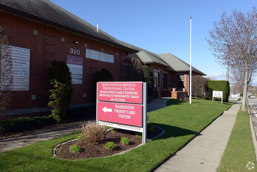310 Maple Ave Barrington Ri 02806 Coworking Space On Loopnet Com