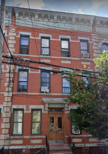 480 Woodward Ave, Ridgewood, NY for sale - Primary Photo - Image 1 of 1