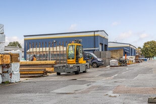 227 Gosbecks Rd, Colchester ESS - Warehouse