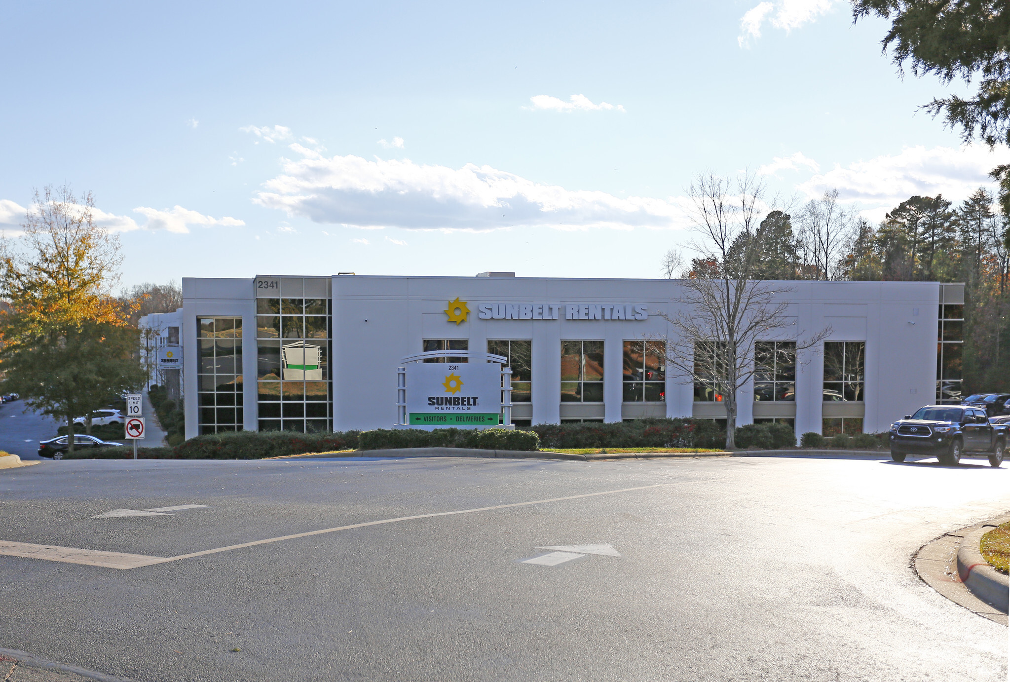 2341 Deerfield Rd, Fort Mill, SC for lease Primary Photo- Image 1 of 8