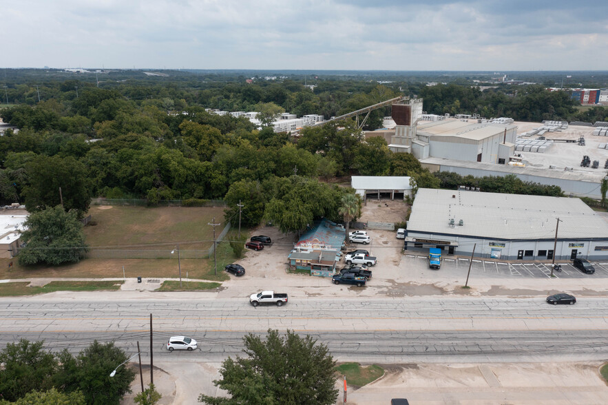 817 Airport Blvd, Austin, TX for sale - Building Photo - Image 1 of 26