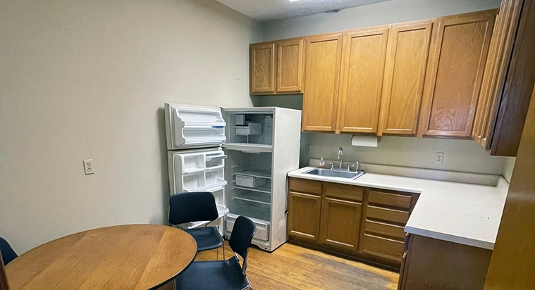 2960 Cox Rd, Blackstone, VA for sale - Building Photo - Image 2 of 9