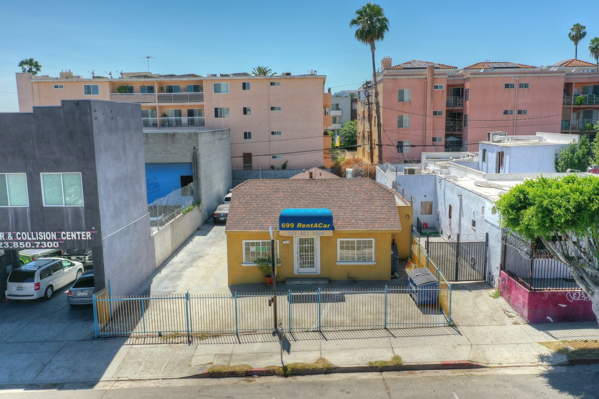 1415 N La Brea Ave, Los Angeles, CA for lease Primary Photo- Image 1 of 6