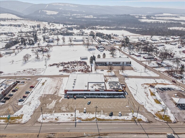 855 Route 22 Hwy W, Blairsville, PA for lease - Building Photo - Image 3 of 5